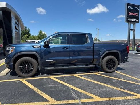 Used 2022 GMC Sierra 1500 SLT w/ SLT Premium Plus Package AWD/4WD image 2