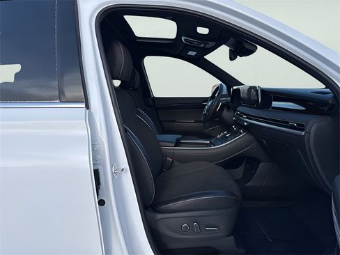 Used 2025 Hyundai Palisade Calligraphy image 11