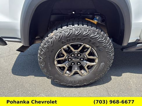 Certified 2024 Chevrolet Colorado ZR2 w/ ZR2 Convenience Package III AWD/4WD image 23