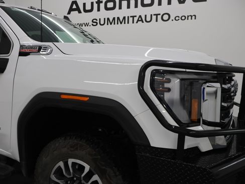 Used 2025 GMC Sierra 3500 SLE w/ SLE Convenience Package AWD/4WD image 24