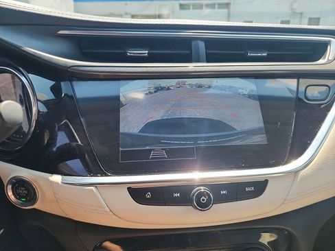 Used 2022 Buick Encore GX Select image 8