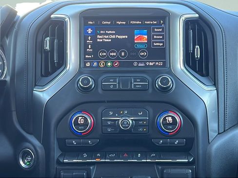 Used 2020 Chevrolet Silverado 1500 LT Trail Boss AWD/4WD image 14