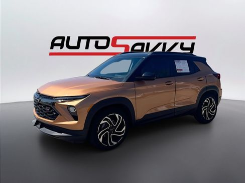 Used 2024 Chevrolet TrailBlazer RS w/ Convenience Package FWD image 3