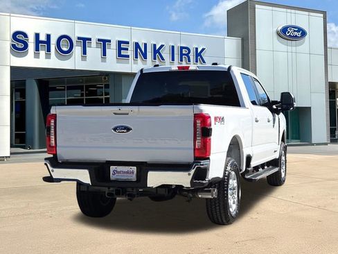 New 2026 Ford F250 XLT w/ XLT Premium Package AWD/4WD image 8