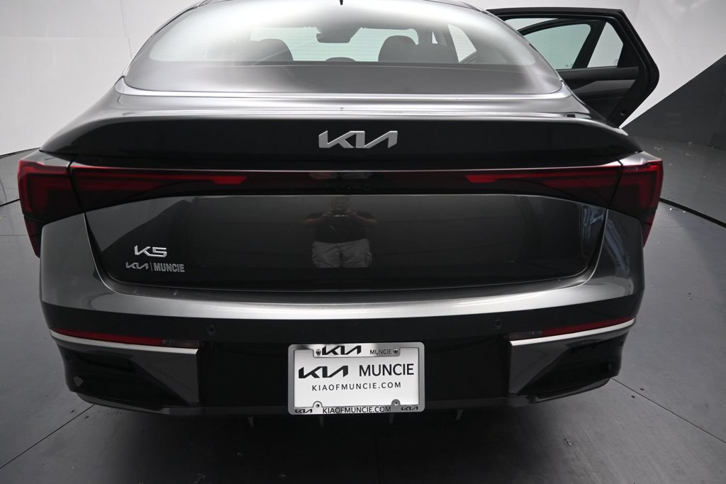 New 2026 Kia K5 LXS FWD image 9