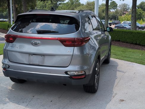 Used 2021 Kia Sportage EX w/ EX Technology Package FWD image 10
