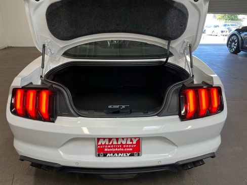 Used 2018 Ford Mustang GT Premium w/ GT Performance Package RWD image 14