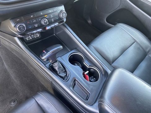 Used 2022 Dodge Durango GT image 23