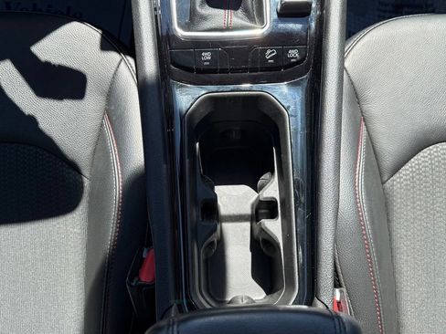 Used 2025 Jeep Compass Trailhawk AWD/4WD image 21