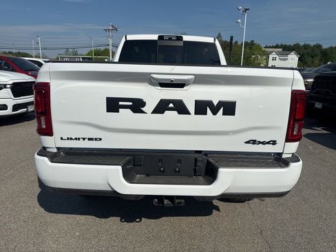 New 2026 RAM 2500 Limited AWD/4WD image 4