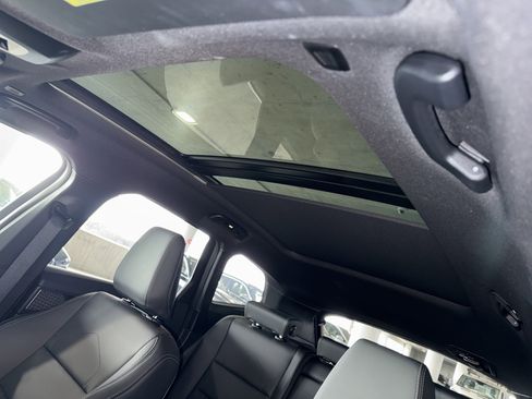 Certified 2025 BMW X1 xDrive28i w/ Convenience Package image 32