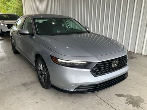 Certified 2023 Honda Accord EX image 25