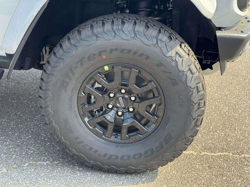 New 2026 Ford Bronco Raptor AWD/4WD image 8