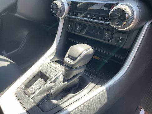 Used 2023 Toyota RAV4 XLE Premium FWD image 9