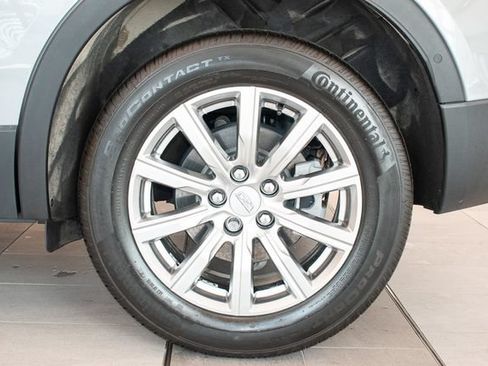 Used 2023 Cadillac XT4 Premium Luxury w/ Enhanced Visibility Package AWD/4WD image 9
