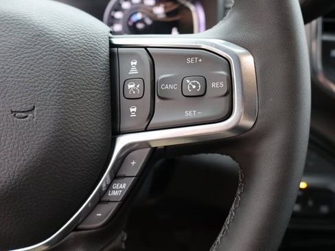 Used 2025 RAM 2500 Laramie image 18