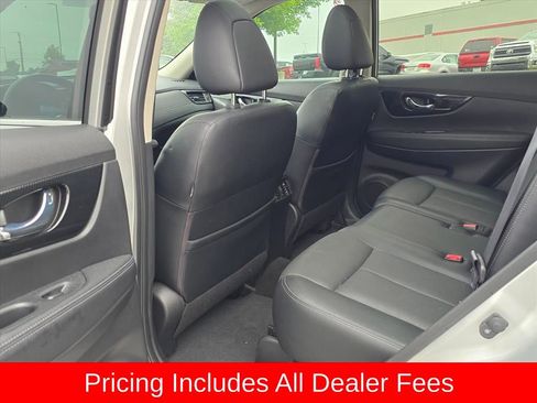 Used 2018 Nissan Rogue SL w/ Premium Package FWD image 5