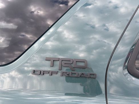 Used 2025 Toyota 4Runner TRD Off-Road Premium image 14
