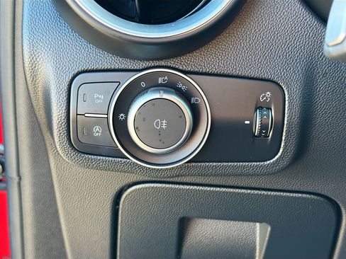 Used 2018 Alfa Romeo Stelvio Ti Sport image 36