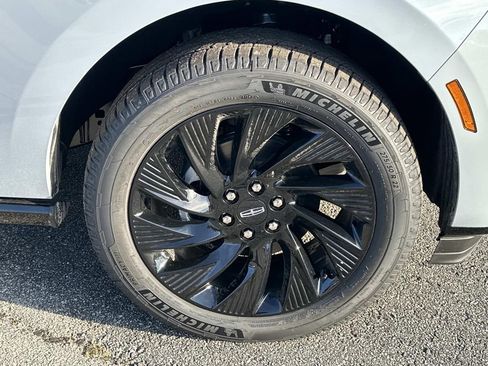 New 2025 Lincoln Navigator Reserve w/ Jet Appearance Package image 12