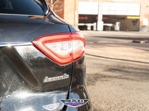 Used 2019 Maserati Levante S GranLusso image 52