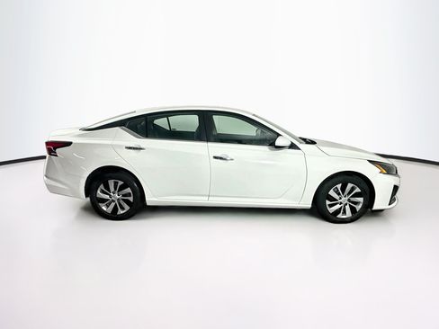 Used 2023 Nissan Altima 2.5 S FWD image 10