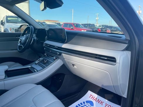 Used 2024 Hyundai Palisade SEL image 19