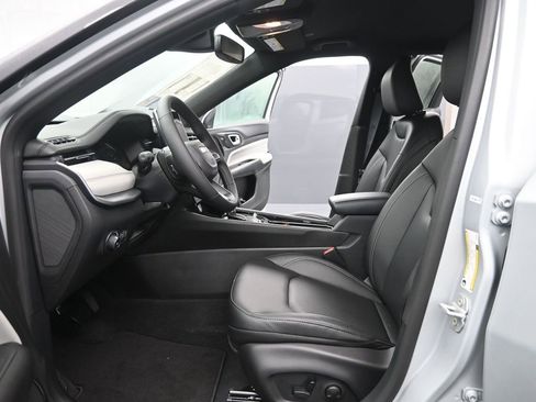 New 2026 Jeep Compass Limited image 10