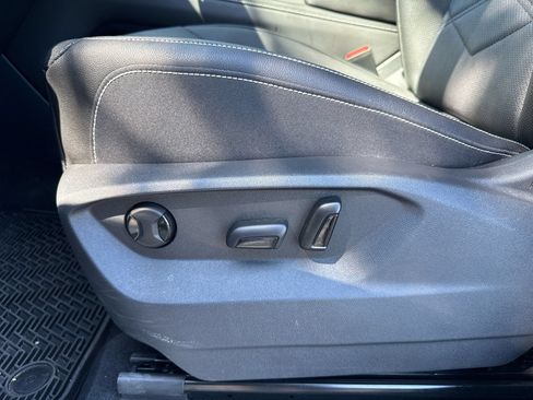 Used 2026 Volkswagen Atlas SE FWD image 15
