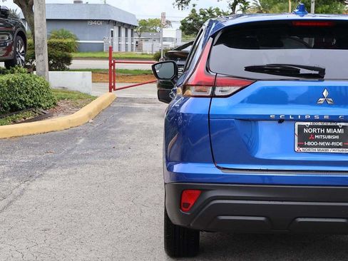 New 2026 Mitsubishi Eclipse Cross LE AWD/4WD image 13
