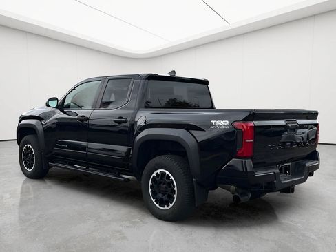 Used 2024 Toyota Tacoma TRD Off-Road AWD/4WD image 6