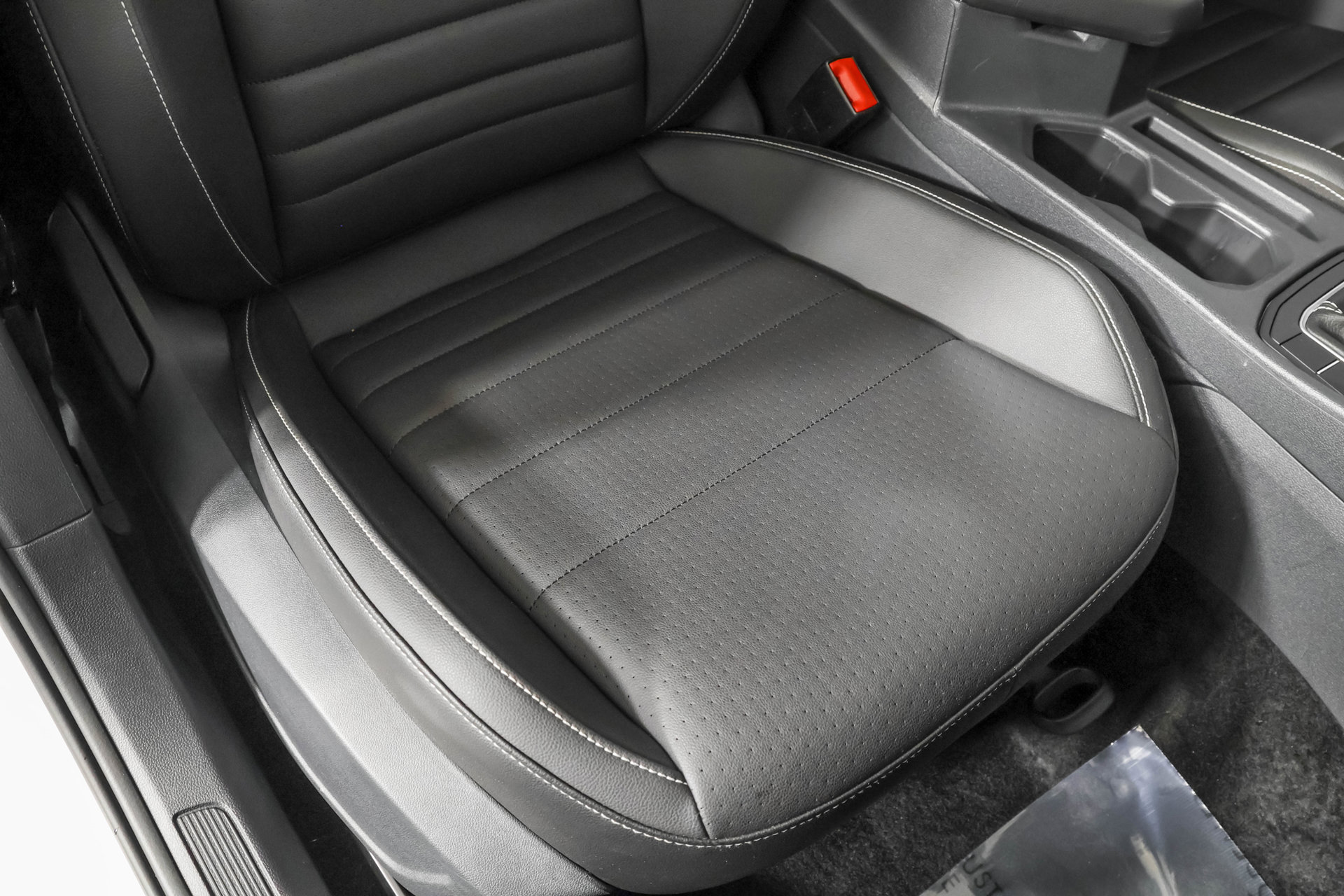 Used 2023 Volkswagen Jetta SE FWD image 46