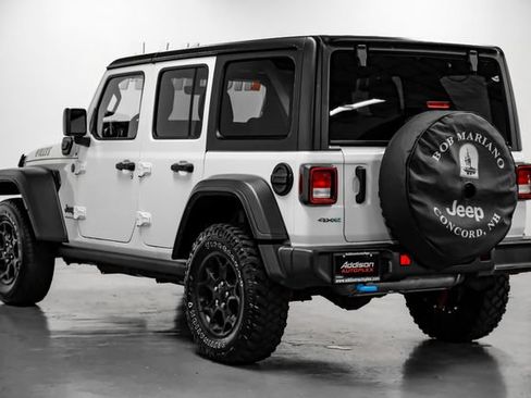Used 2023 Jeep Wrangler Unlimited w/ Cold Weather Group AWD/4WD image 9