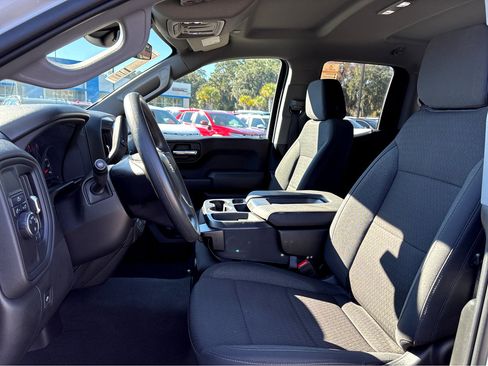 Used 2025 Chevrolet Silverado 1500 Custom image 19