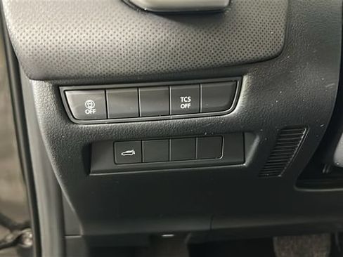 Used 2025 MAZDA CX-50 AWD 2.5 S w/ Preferred Package image 19
