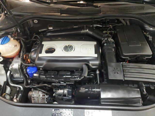 Used 2010 Volkswagen CC Luxury FWD image 24