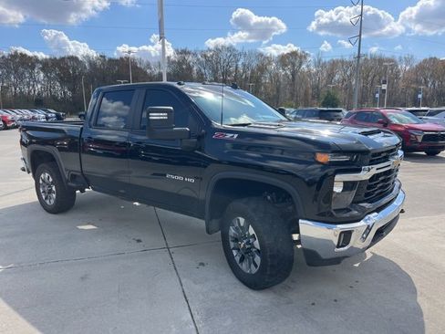 Used 2024 Chevrolet Silverado 2500 LT w/ All Star Edition image 10