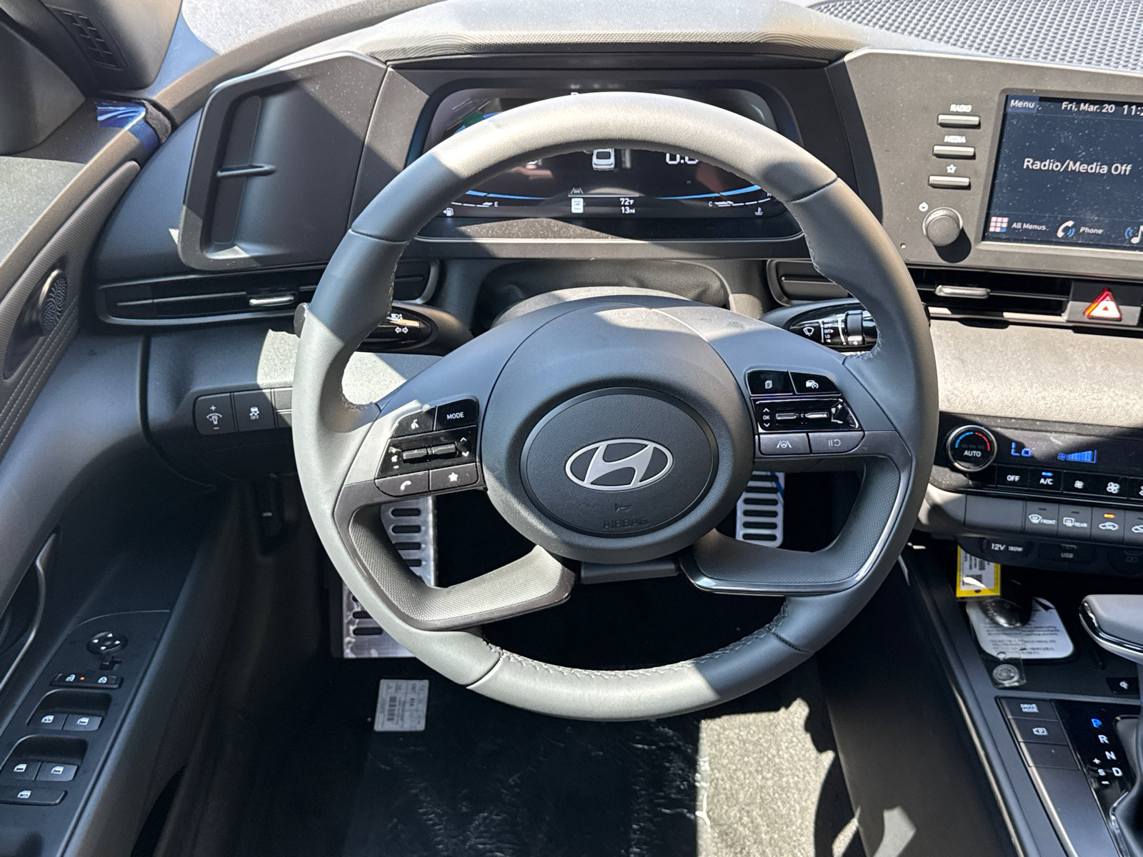 New 2026 Hyundai Kona Limited FWD image 24