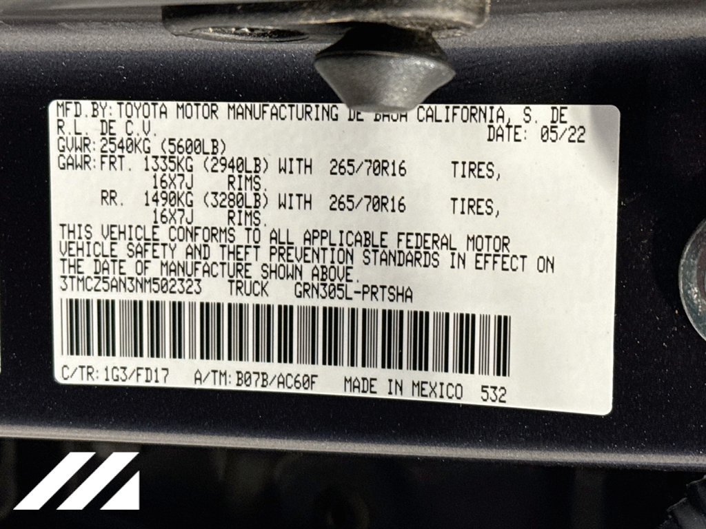 Used 2022 Toyota Tacoma TRD Off-Road w/ Technology Package AWD/4WD image 29