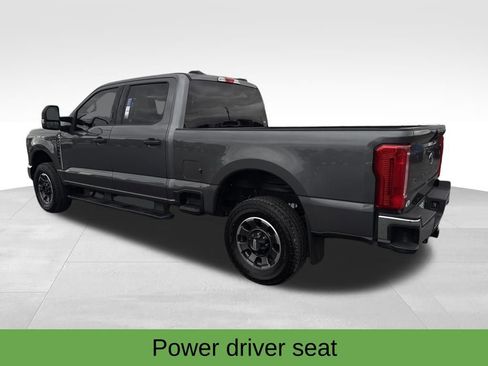 Used 2024 Ford F250 XLT image 5