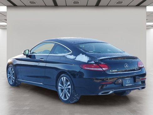 Used 2022 Mercedes-Benz C 300 4MATIC Coupe image 4