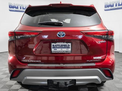 Used 2021 Toyota Highlander Platinum image 5
