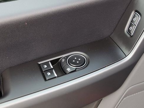 Used 2024 Ford F250 XLT image 21