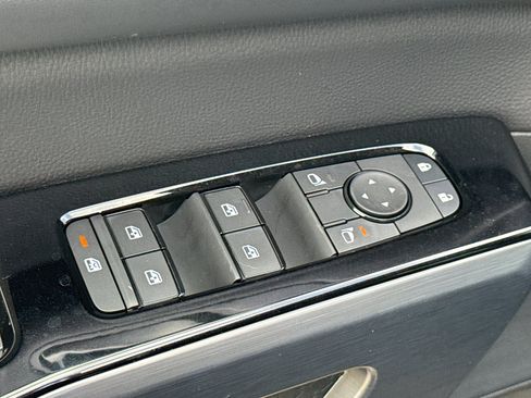 New 2026 Nissan Pathfinder SL AWD/4WD image 12