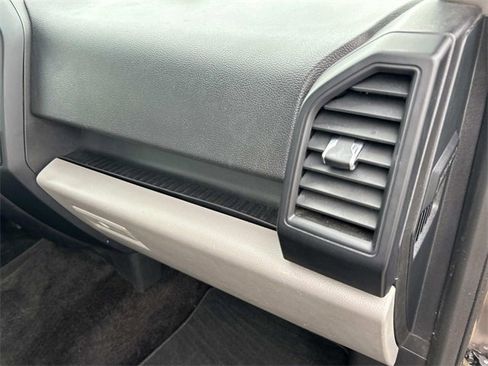 Certified 2018 Ford F150 XL w/ Equipment Group 101A Mid image 27