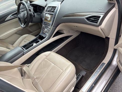 Used 2019 Lincoln MKZ Reserve image 33