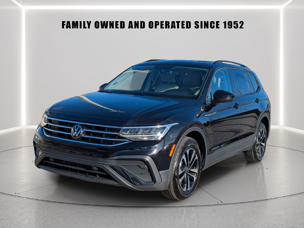 Certified 2023 Volkswagen Tiguan S FWD image 2