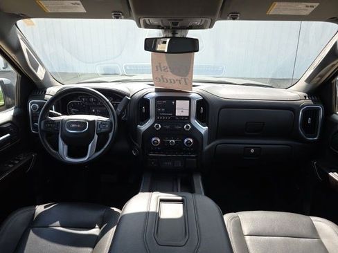 Used 2021 GMC Sierra 1500 SLT w/ SLT Premium Plus Package AWD/4WD image 15