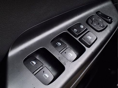 Used 2022 Hyundai Kona Limited w/ Cargo Package image 26