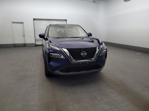 Used 2023 Nissan Rogue SV AWD/4WD image 14